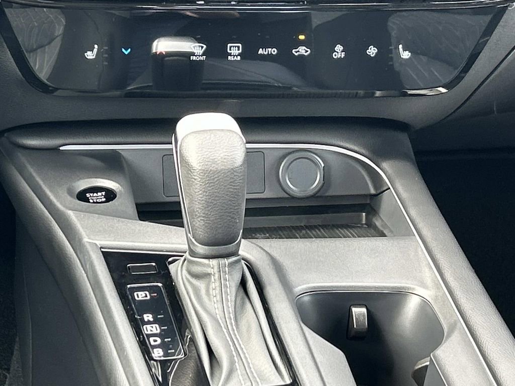 New 2026 Nissan Sentra SV w/ SV Convenience Package FWD image 24