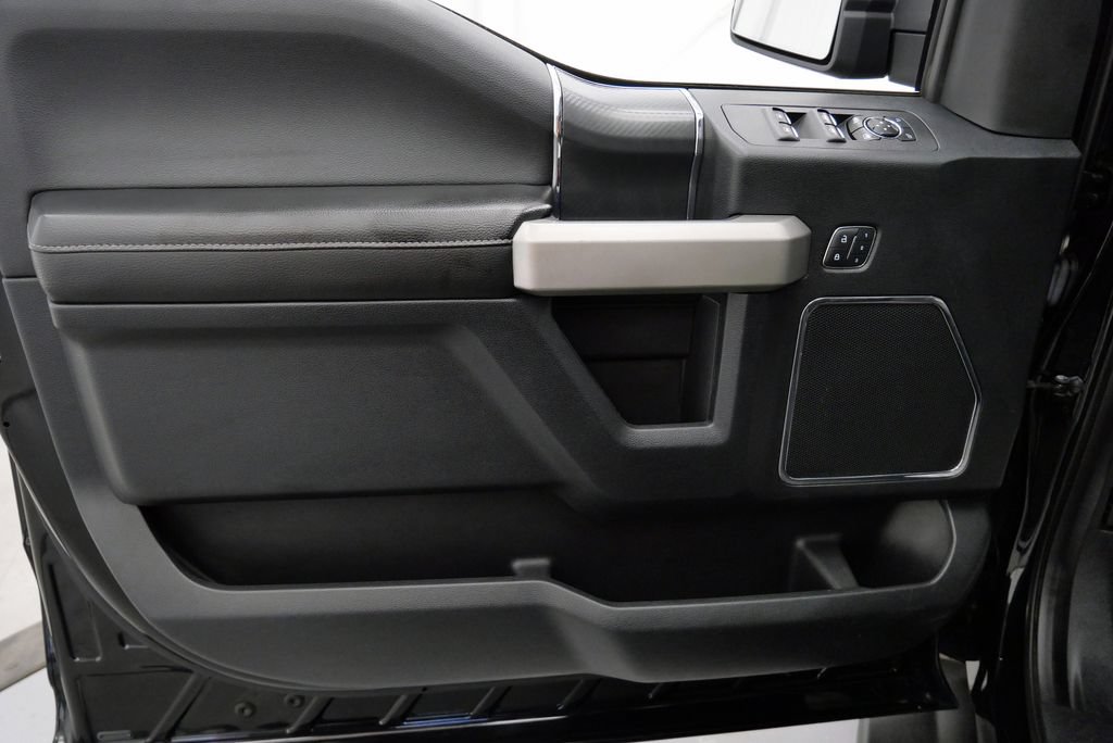 Used 2018 Ford F150 Lariat w/ Equipment Group 502A Luxury AWD/4WD image 12