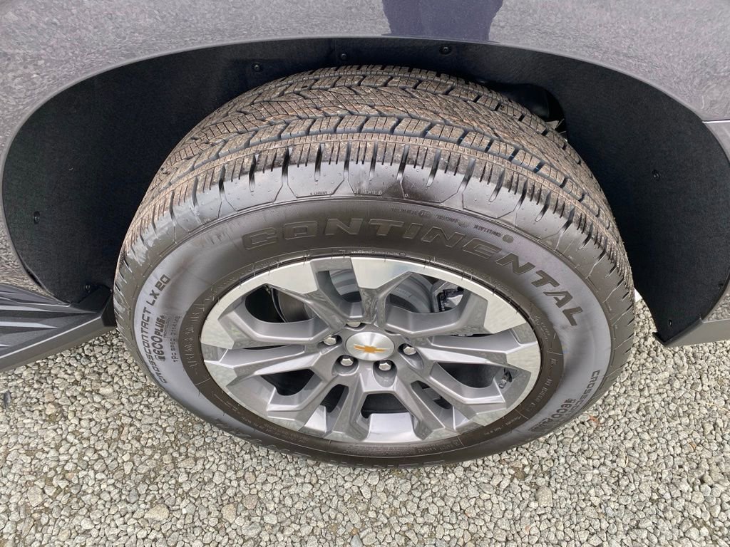 New 2026 Chevrolet Suburban LT w/ Comfort Package image 27