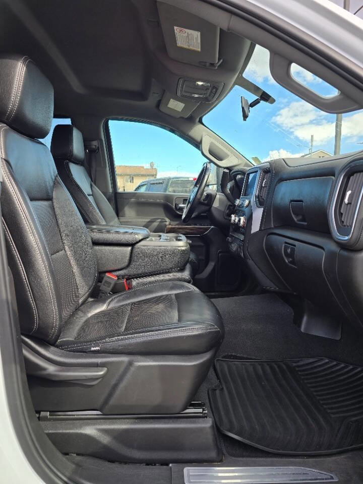 Used 2023 GMC Sierra 3500 SLE w/ X31 Off-Road Package AWD/4WD image 18