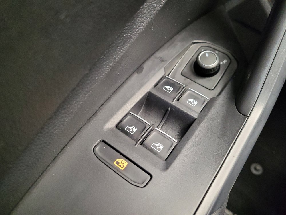 Used 2021 Volkswagen Jetta S FWD image 27
