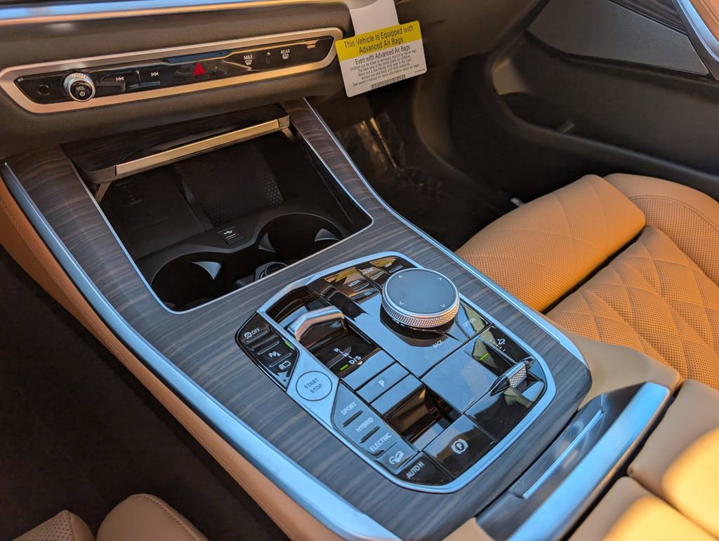 New 2026 BMW X5 xDrive50e w/ Premium Package image 30