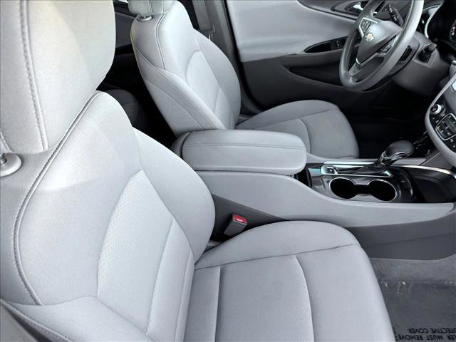 Used 2022 Chevrolet Malibu LT image 19