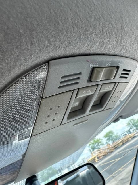 Used 2011 Toyota Corolla LE FWD image 23