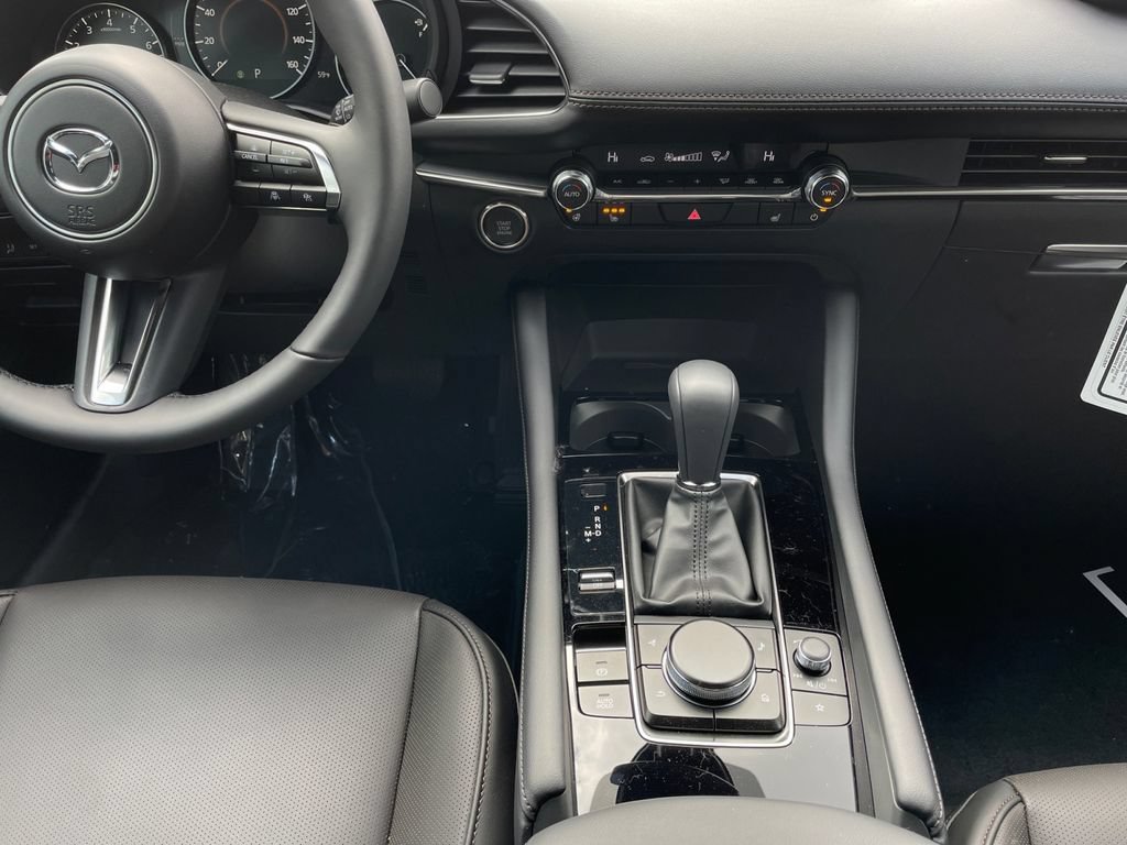 New 2026 MAZDA MAZDA3 Hatchback w/Premium Plus Pkg AWD/4WD image 10