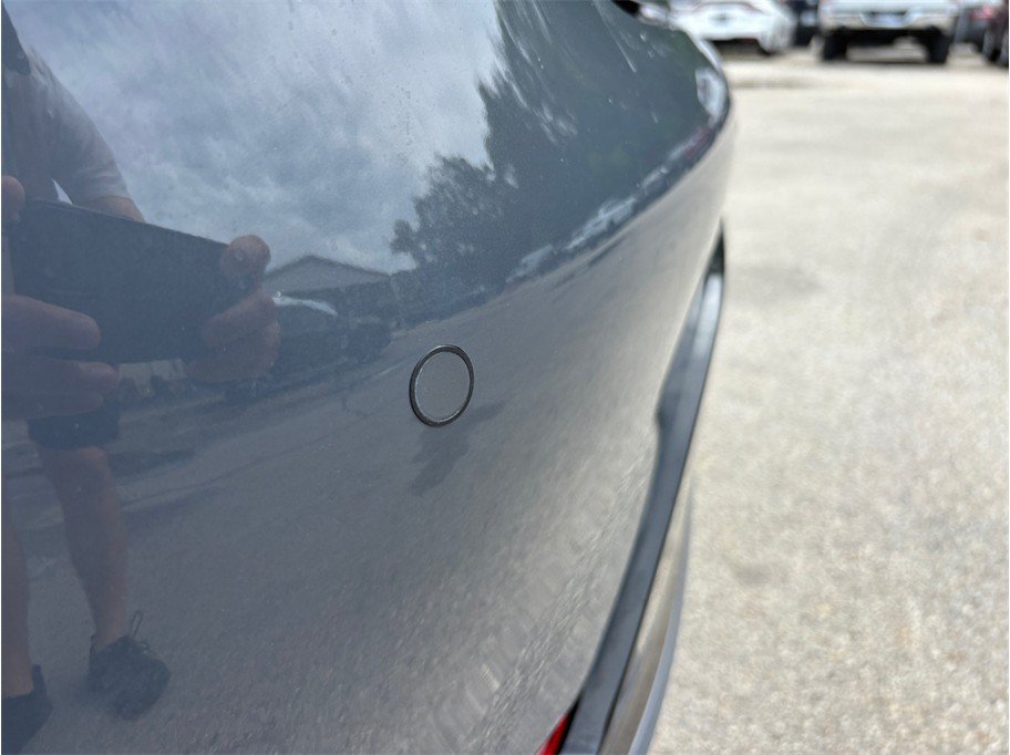 Used 2024 Toyota Prius XLE FWD image 16