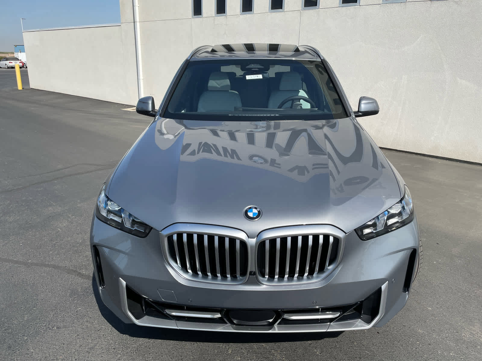 New 2026 BMW X5 xDrive40i w/ Climate Comfort Package image 2