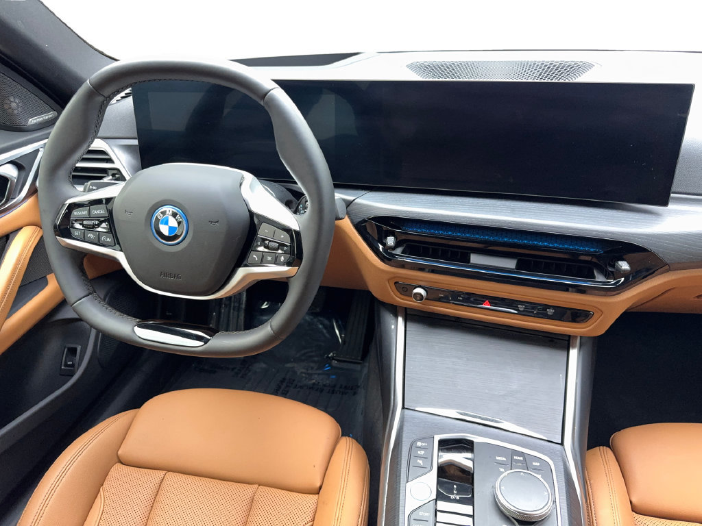 Used 2025 BMW i4 eDrive40 w/ Premium Package RWD image 55