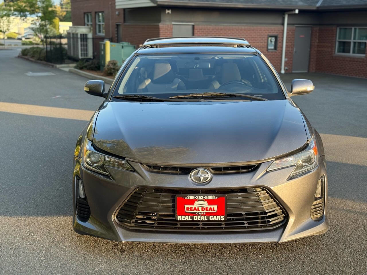 Used 2014 Scion tC Base 2dr Coupe 6A image 3