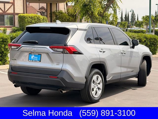 Used 2023 Toyota RAV4 LE image 5