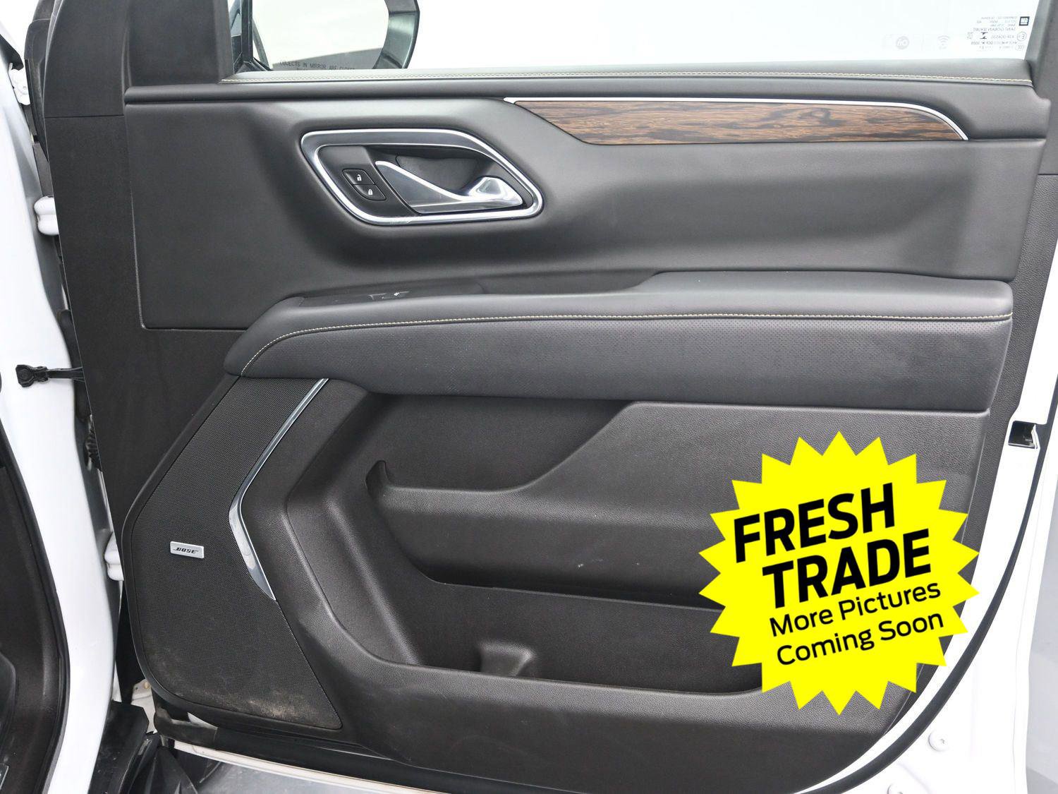 Used 2021 Chevrolet Suburban Premier w/ Premium Package image 9