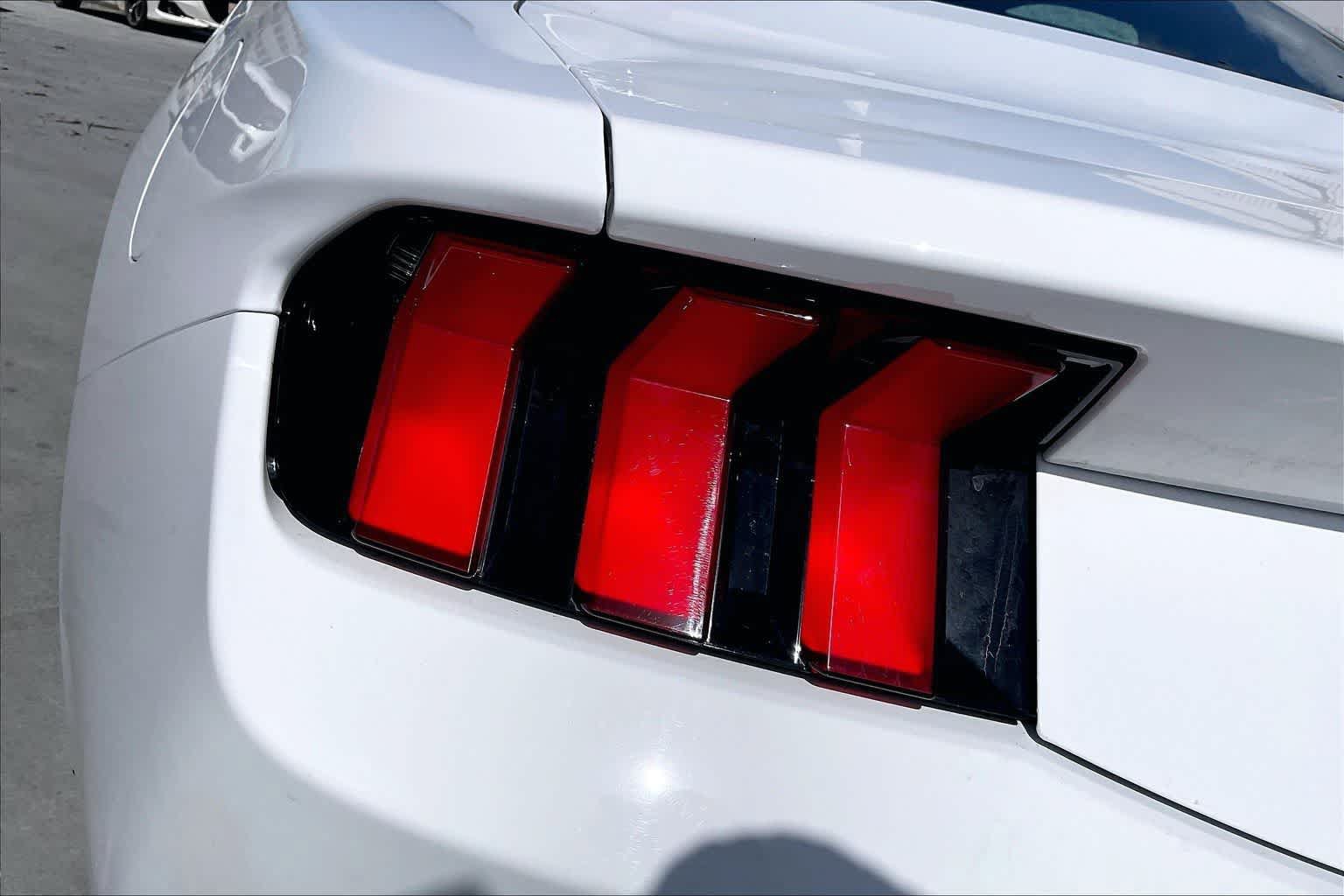 Used 2026 Ford Mustang Coupe RWD image 31