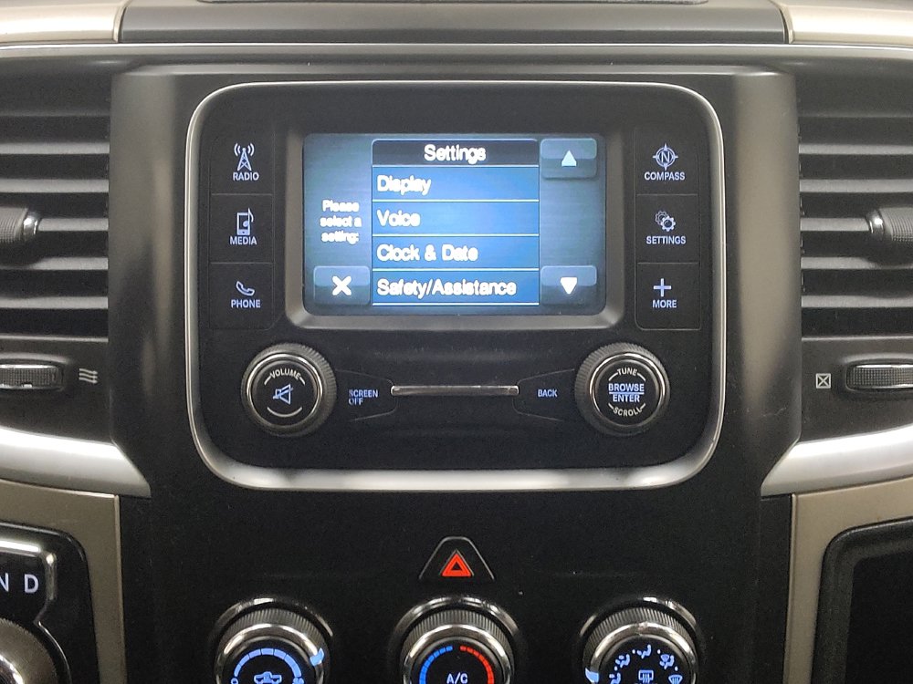 Used 2017 RAM 1500 Classic SLT AWD/4WD image 25