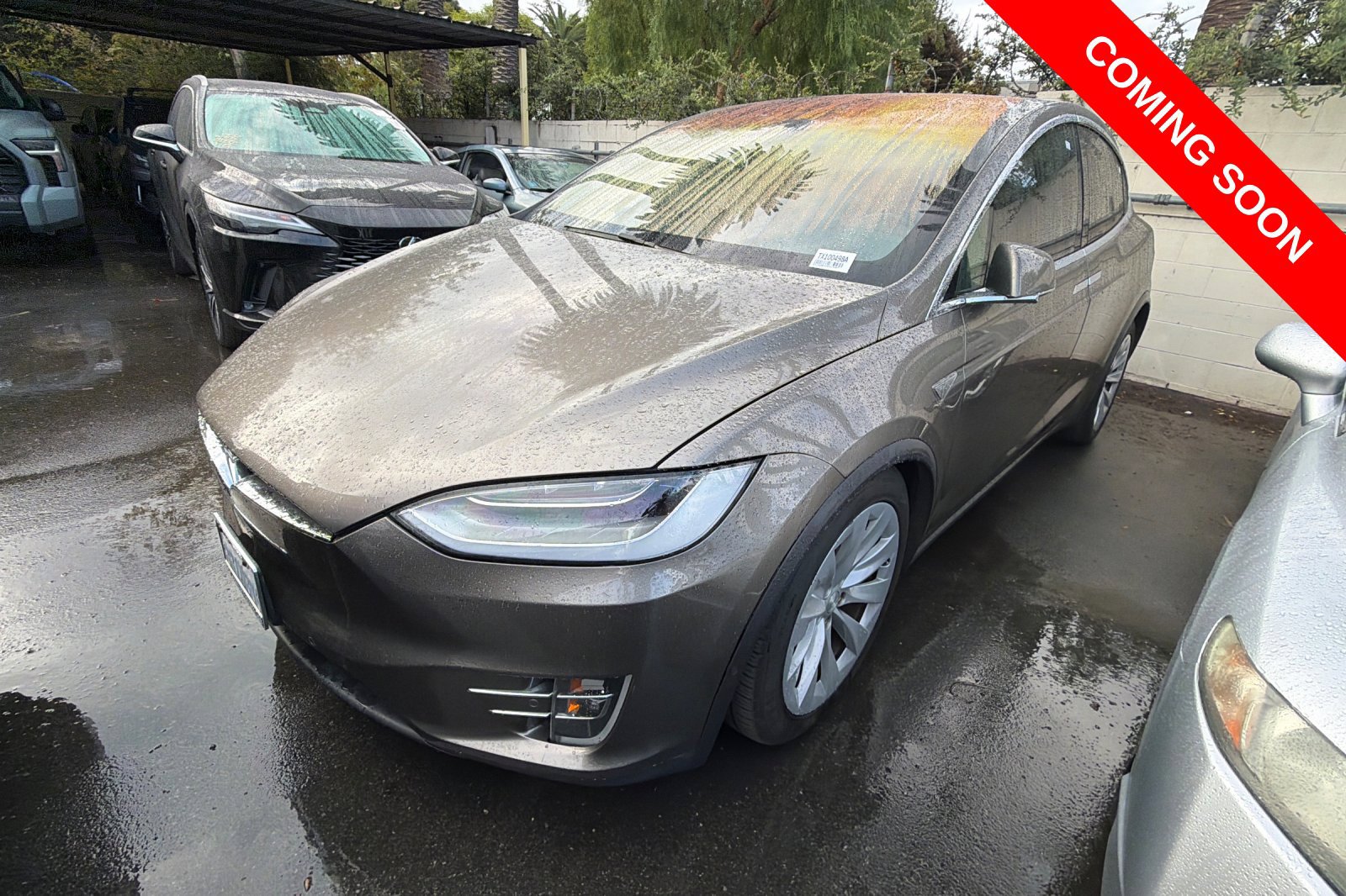 Used 2016 Tesla Model X 75D AWD/4WD image 2