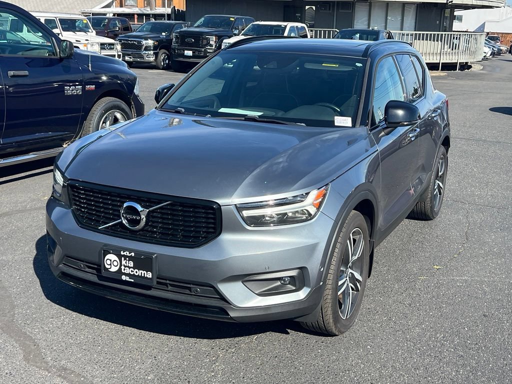 Used 2019 Volvo XC40 T5 R-Design AWD/4WD image 3