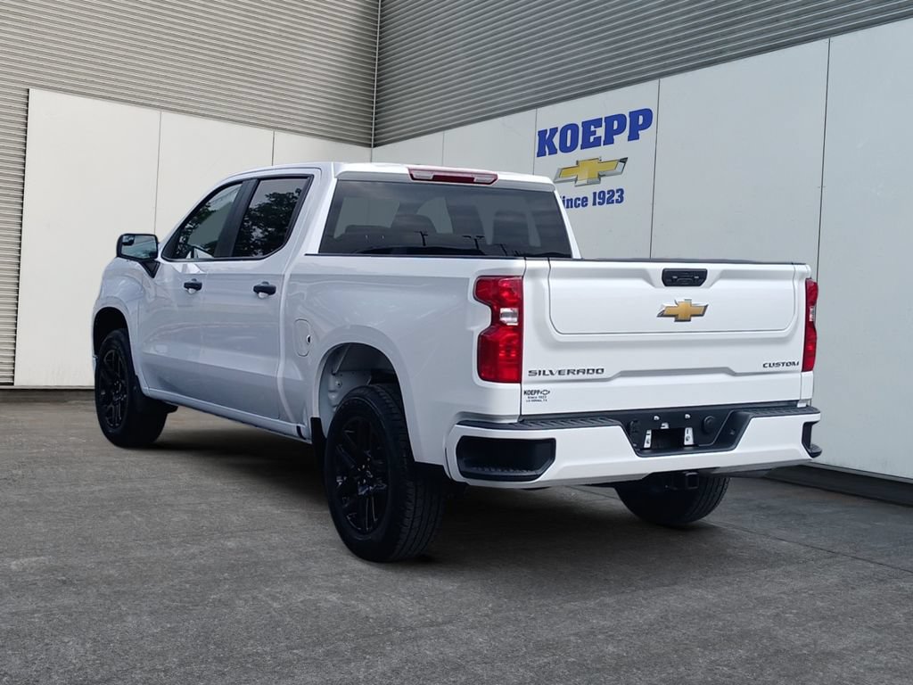 New 2026 Chevrolet Silverado 1500 Custom RWD image 3