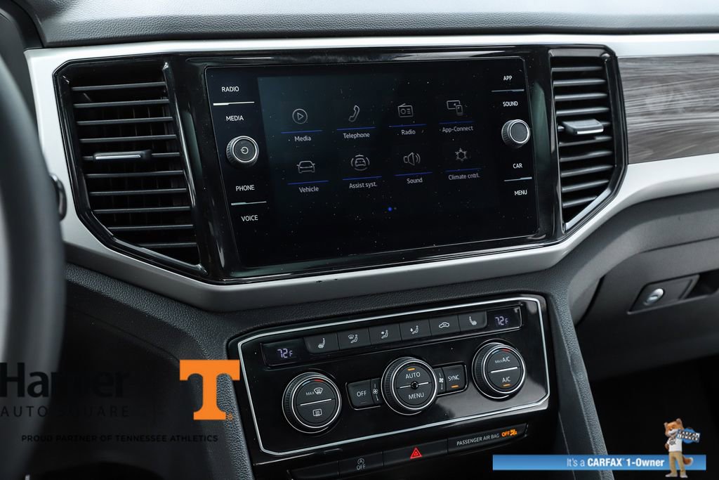 Used 2023 Volkswagen Atlas Cross Sport SE w/ Panoramic Sunroof Package FWD image 25