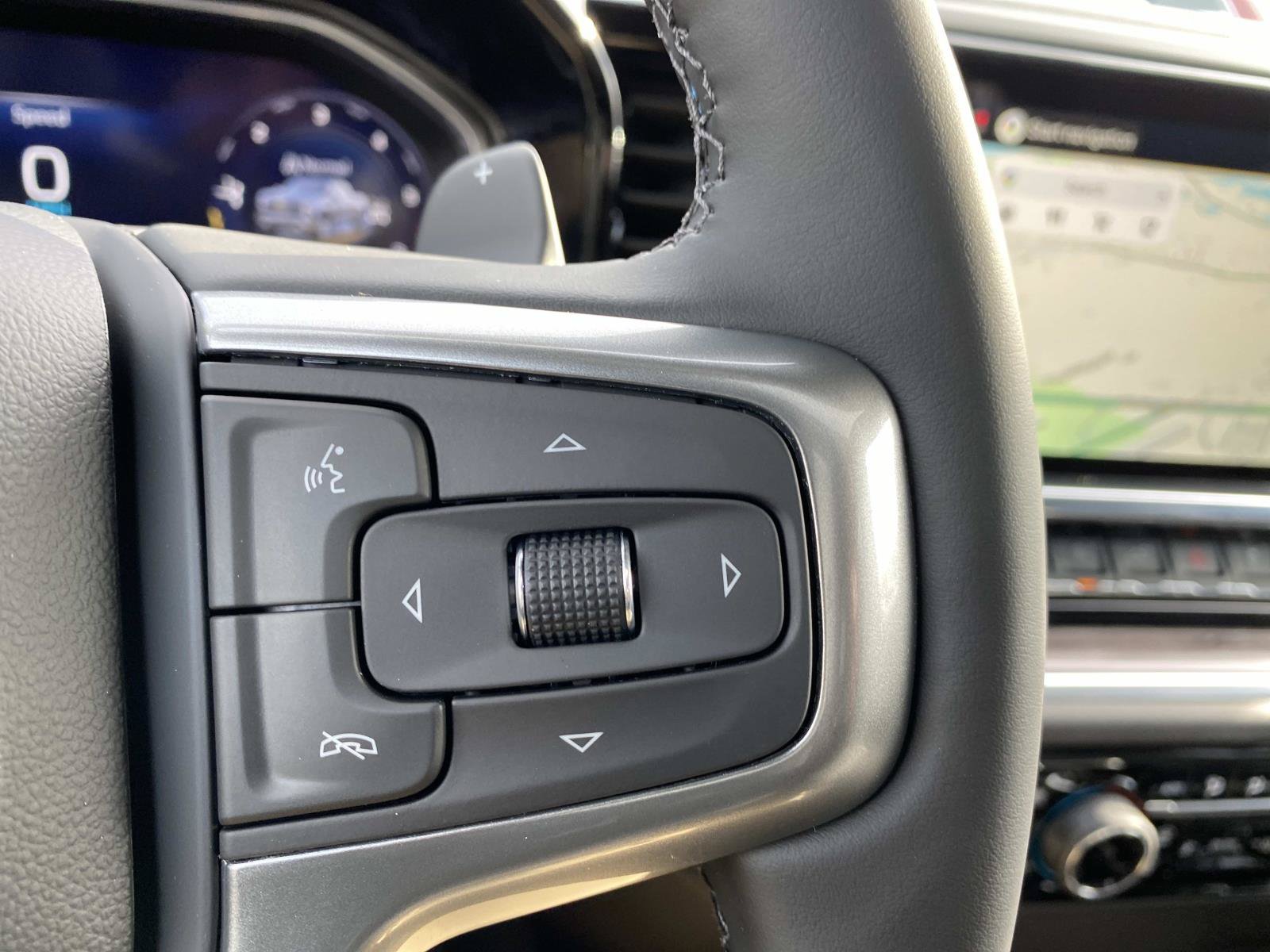 New 2026 Chevrolet Silverado 1500 LTZ w/ LTZ Premium Package AWD/4WD image 15
