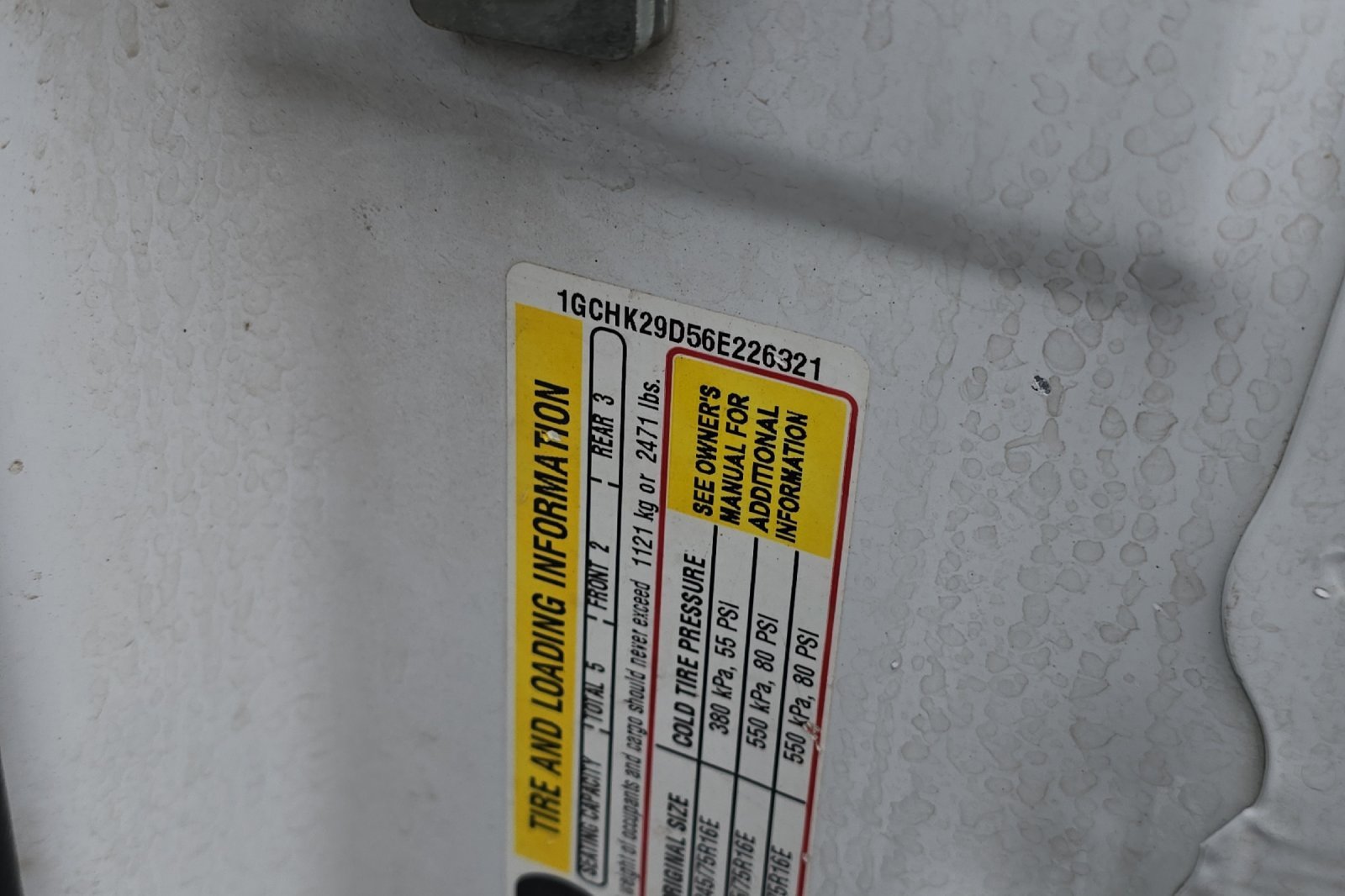 Used 2006 Chevrolet Silverado 2500 LT w/ Heavy-Duty Power Package image 51