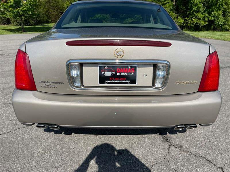 Used 2003 Cadillac De Ville w/ Comfort & Convenience Package FWD image 60