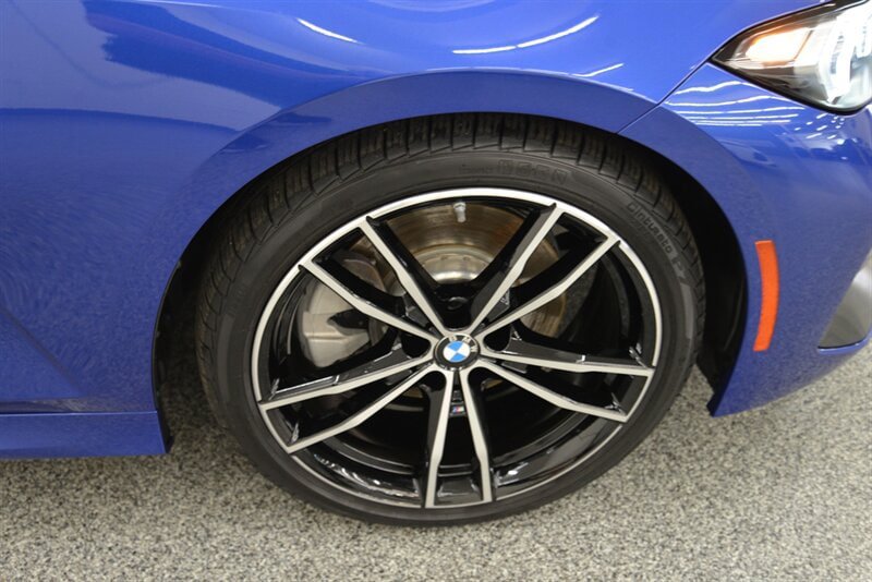 Used 2024 BMW 330i Sedan w/ M Sport Package RWD image 48