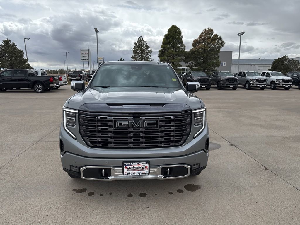 Used 2024 GMC Sierra 1500 Denali Ultimate image 10