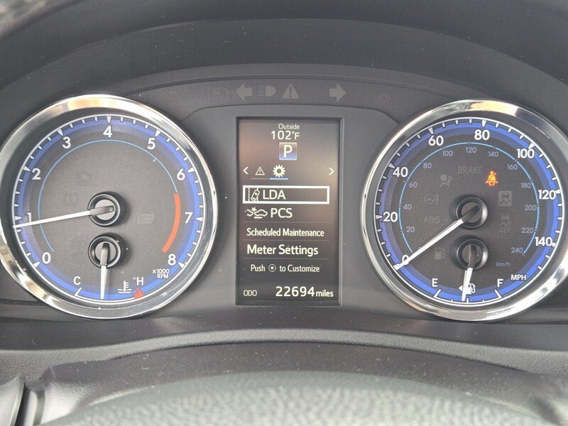 Used 2018 Toyota Corolla XSE w/ Carpet Mat Package (TMS) FWD image 21
