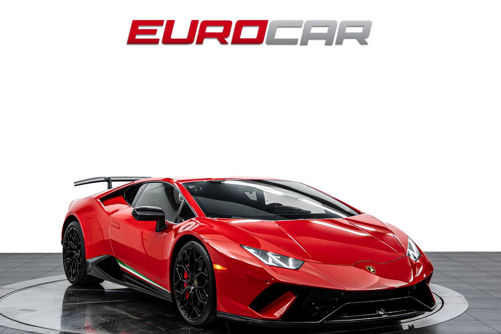 Used 2018 Lamborghini Huracan Performante AWD/4WD image 7
