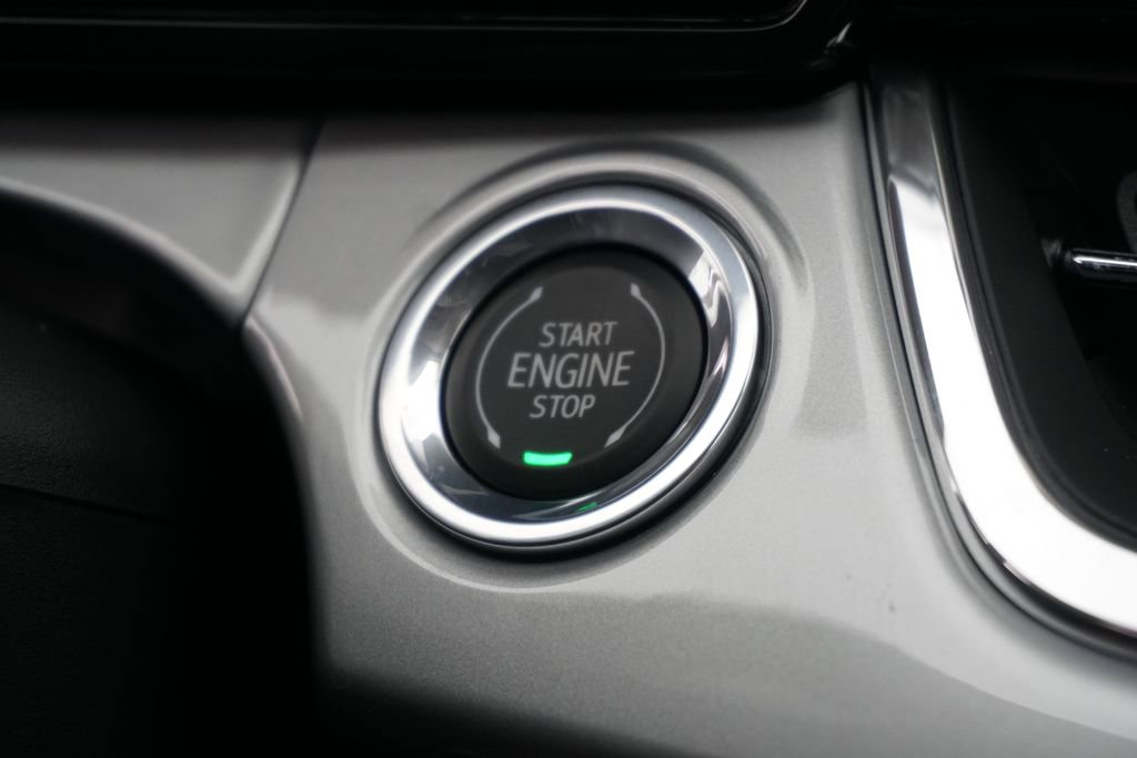 New 2026 Chevrolet Trax LT w/ Sunroof Package image 33