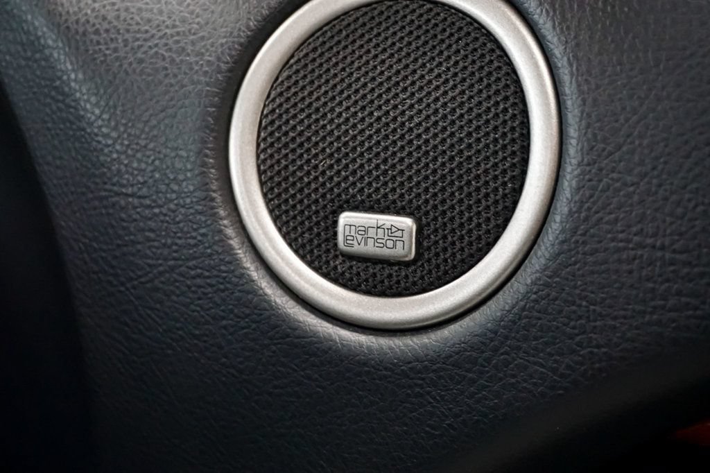 Used 2004 Lexus SC 430 Convertible RWD image 69