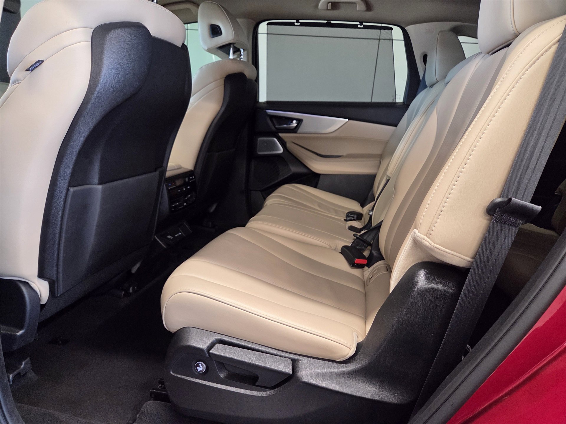 Used 2025 Acura MDX w/ Technology Package image 11