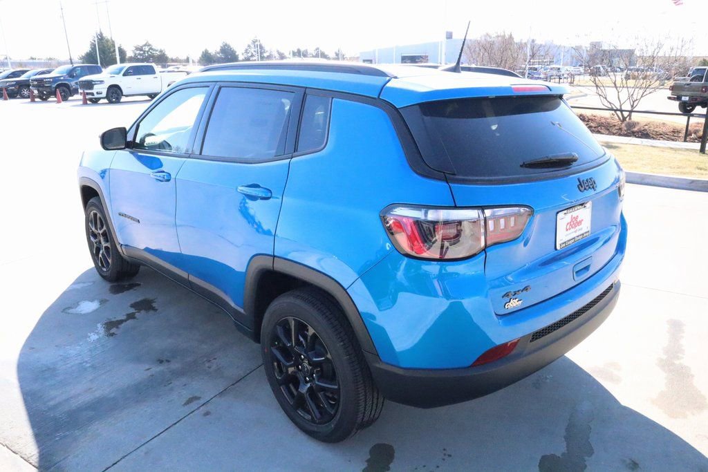 New 2026 Jeep Compass Latitude image 22