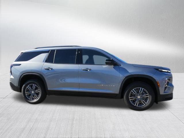 New 2026 Chevrolet Traverse LT image 2