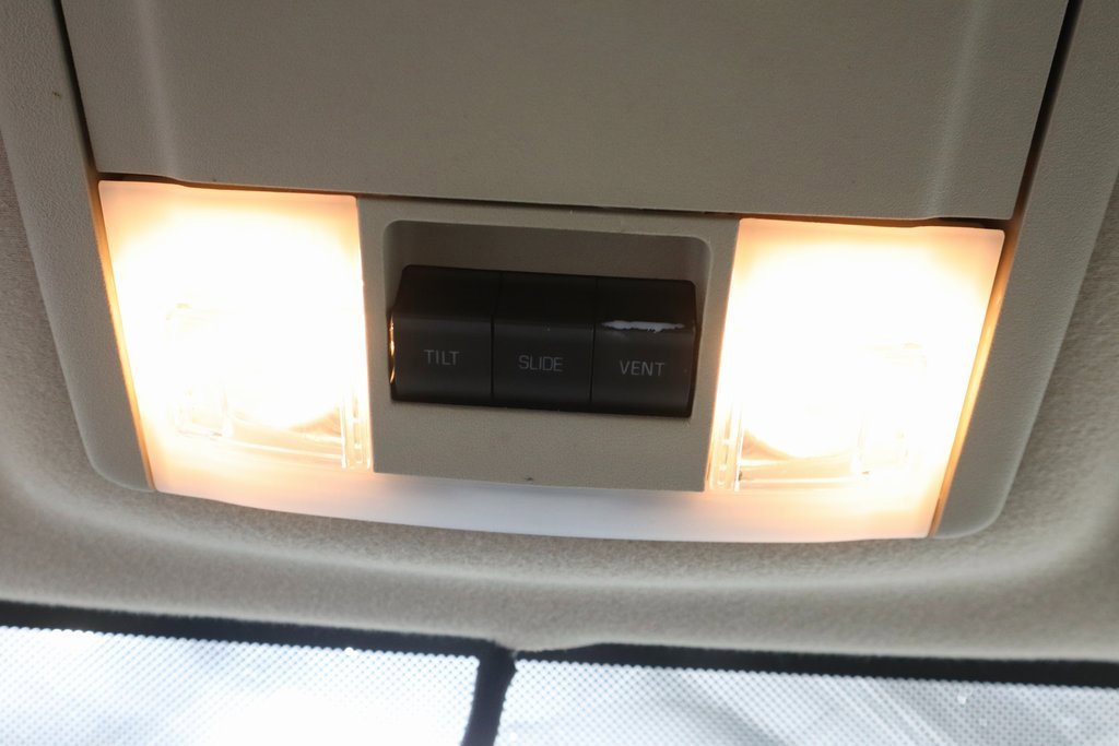 Used 2011 Ford Expedition EL XLT image 22