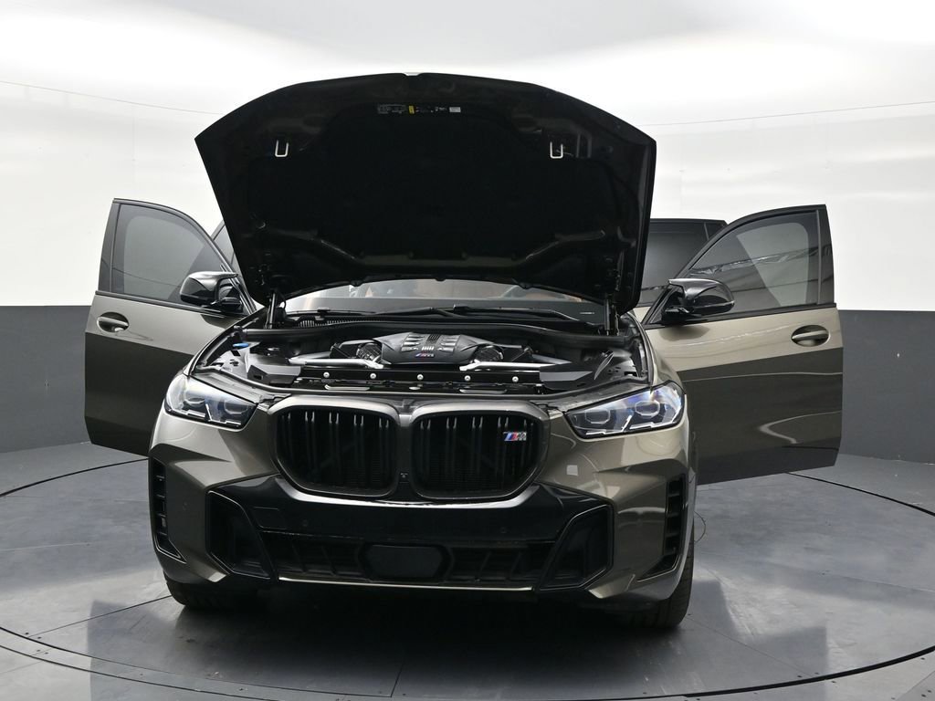 Used 2025 BMW X5 M60i image 33