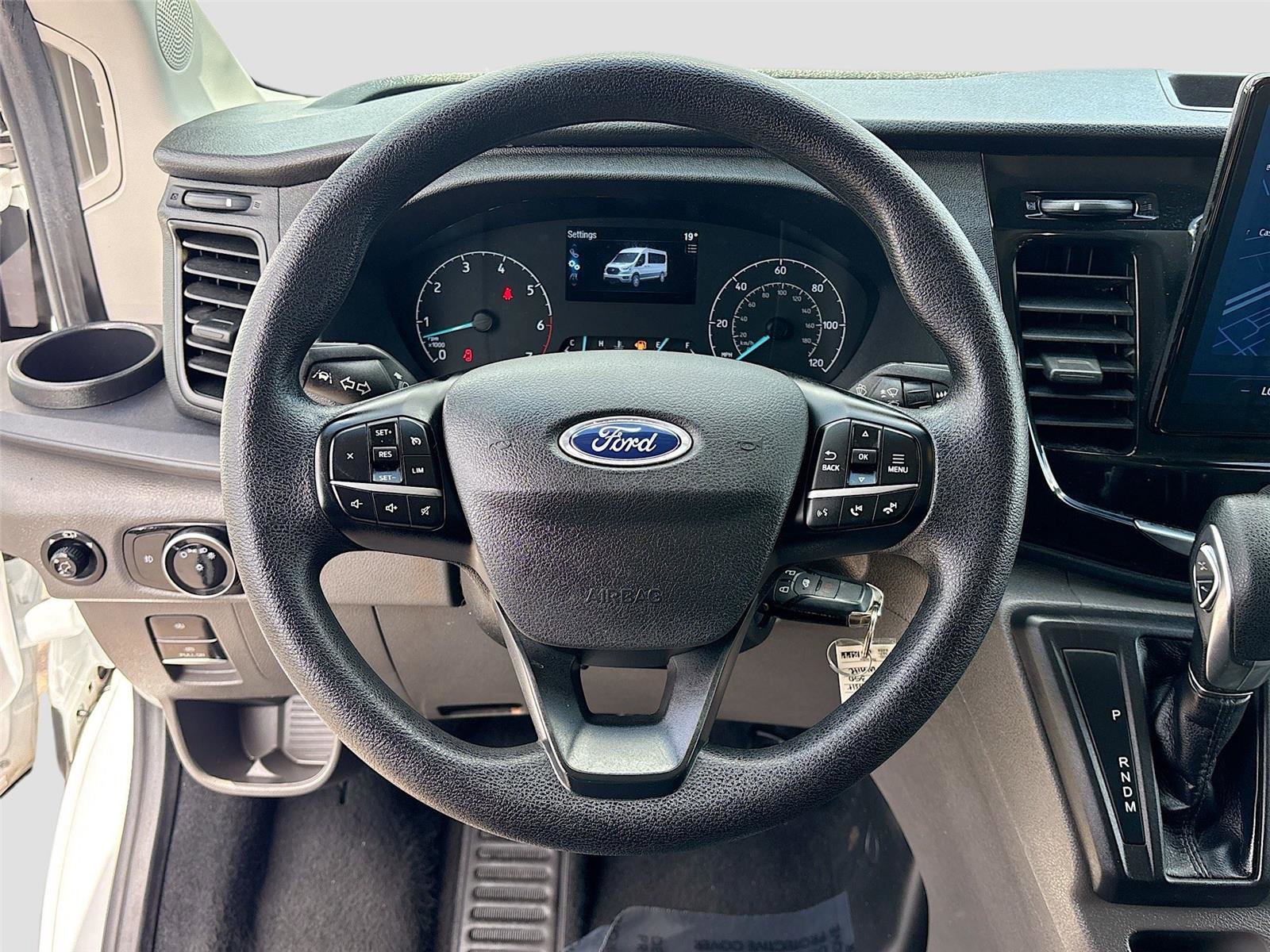 Used 2024 Ford Transit 350 XLT image 11