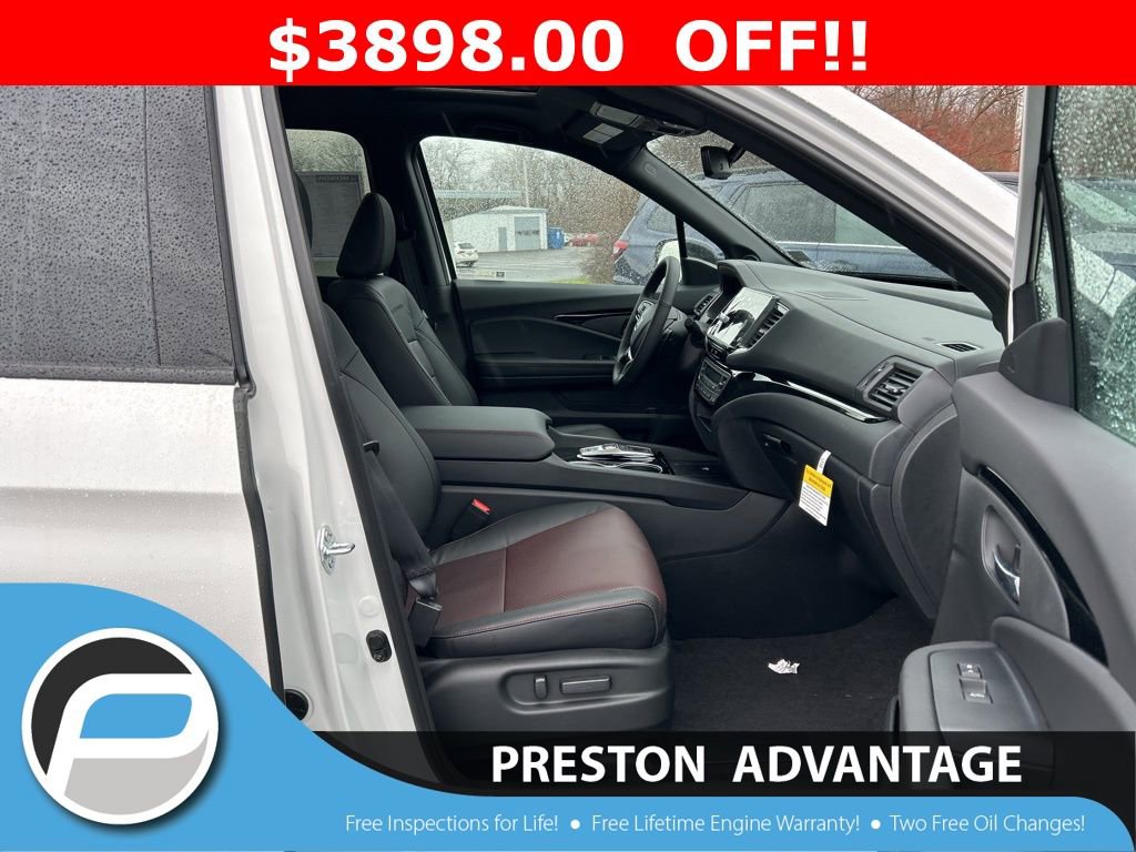 New 2026 Honda Ridgeline Black Edition image 8