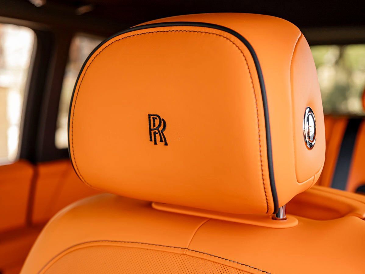 Certified 2023 Rolls-Royce Cullinan Black Badge w/ Dark Exterior Package AWD/4WD image 10