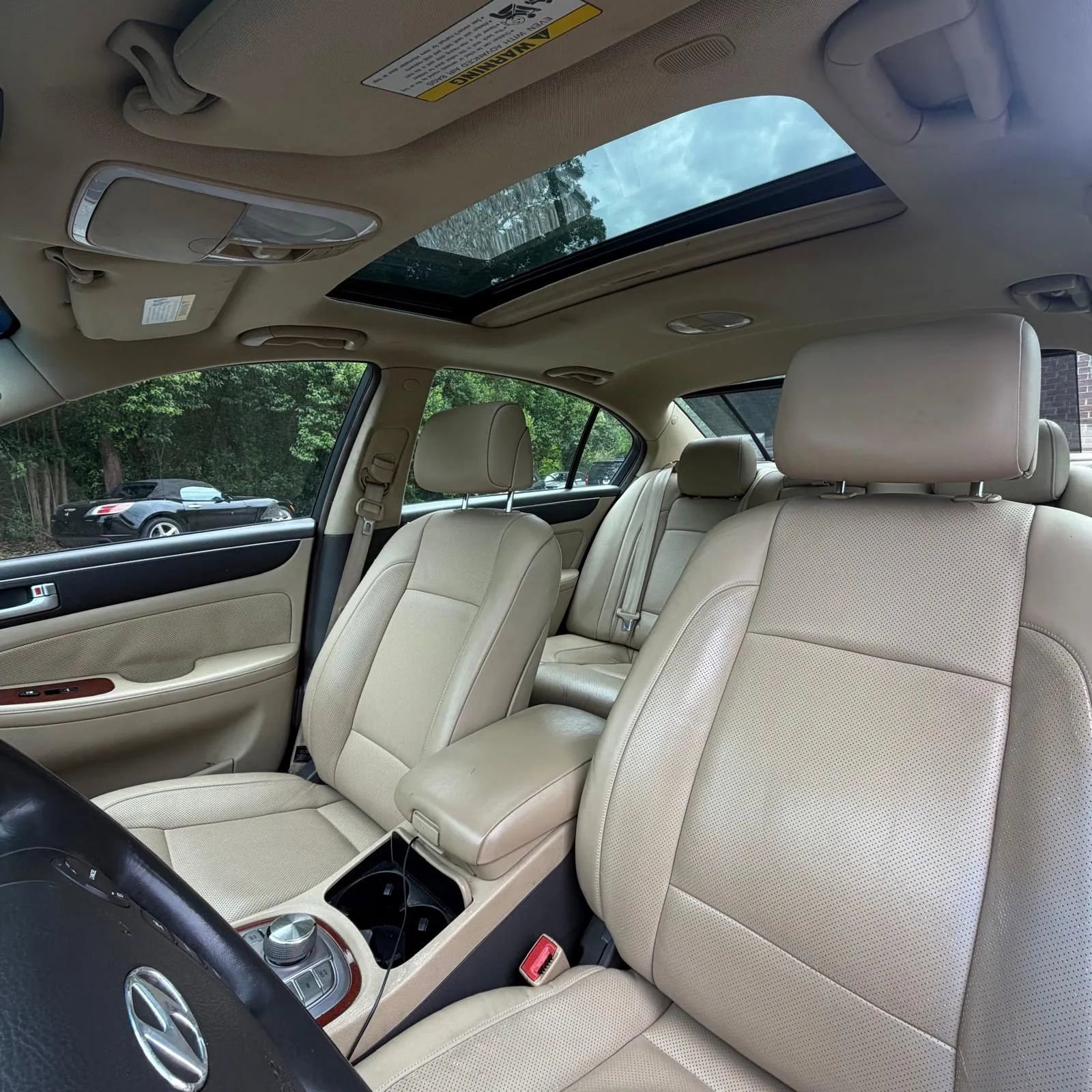 Used 2012 Hyundai Genesis 3.8 w/ Premium Pkg RWD image 12