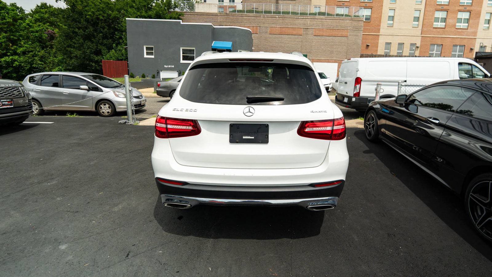 Used 2019 Mercedes-Benz GLC 300 4MATIC w/ Premium Package image 4