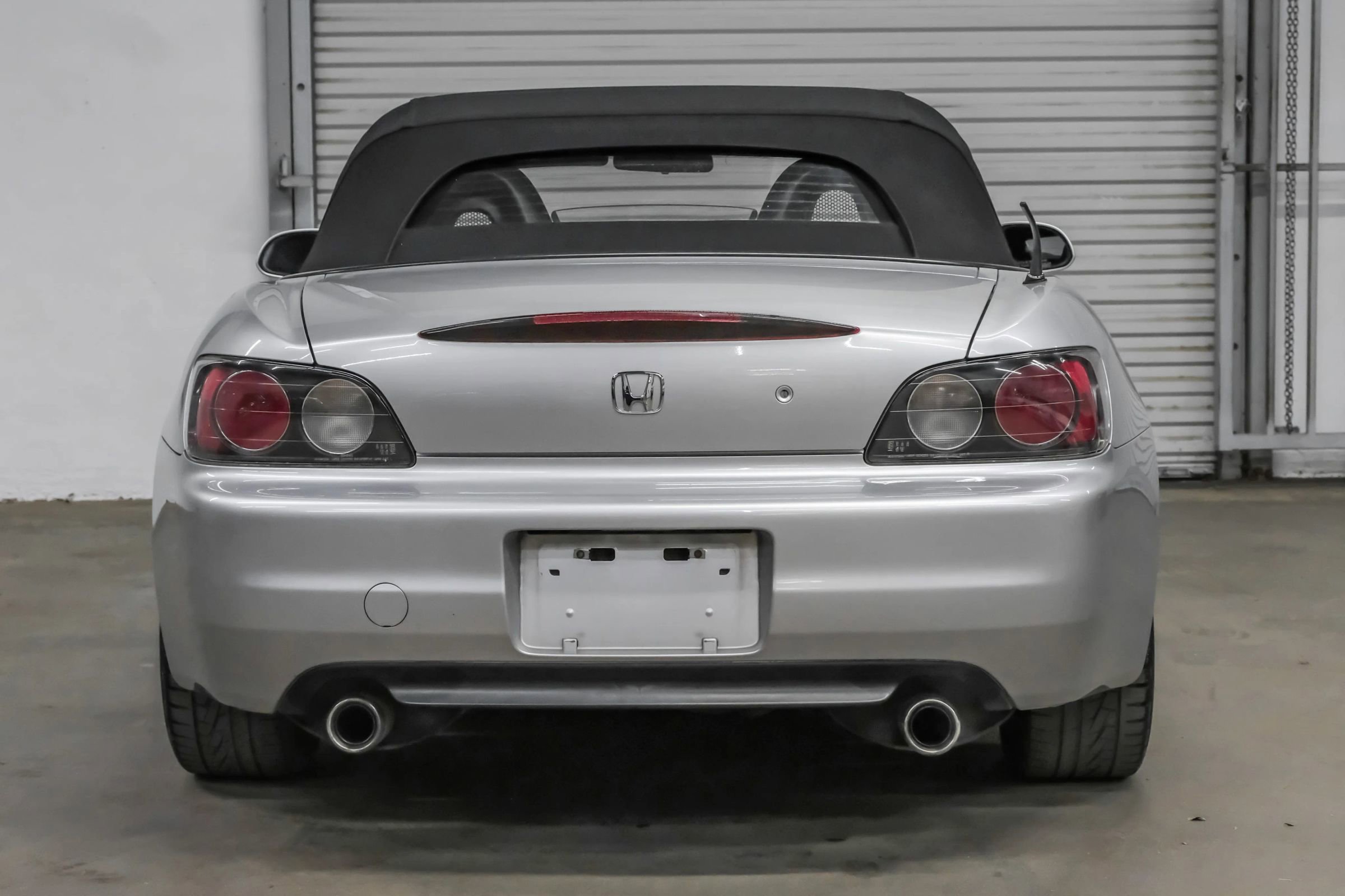 Used 2003 Honda S2000 image 9