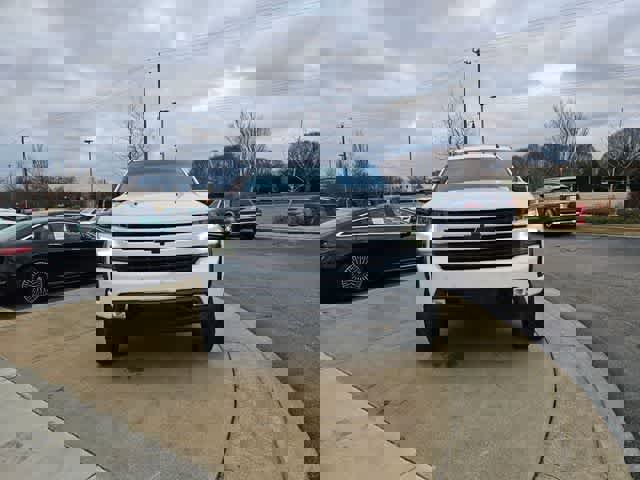 Used 2022 Chevrolet Silverado 1500 RST w/ Safety Package image 4