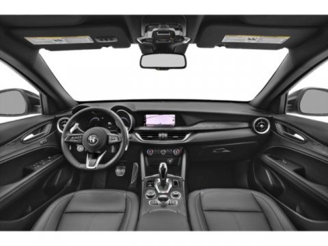 Used 2024 Alfa Romeo Stelvio Veloce image 11