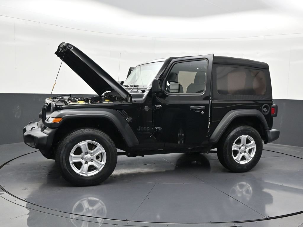 Used 2022 Jeep Wrangler Sport AWD/4WD image 30