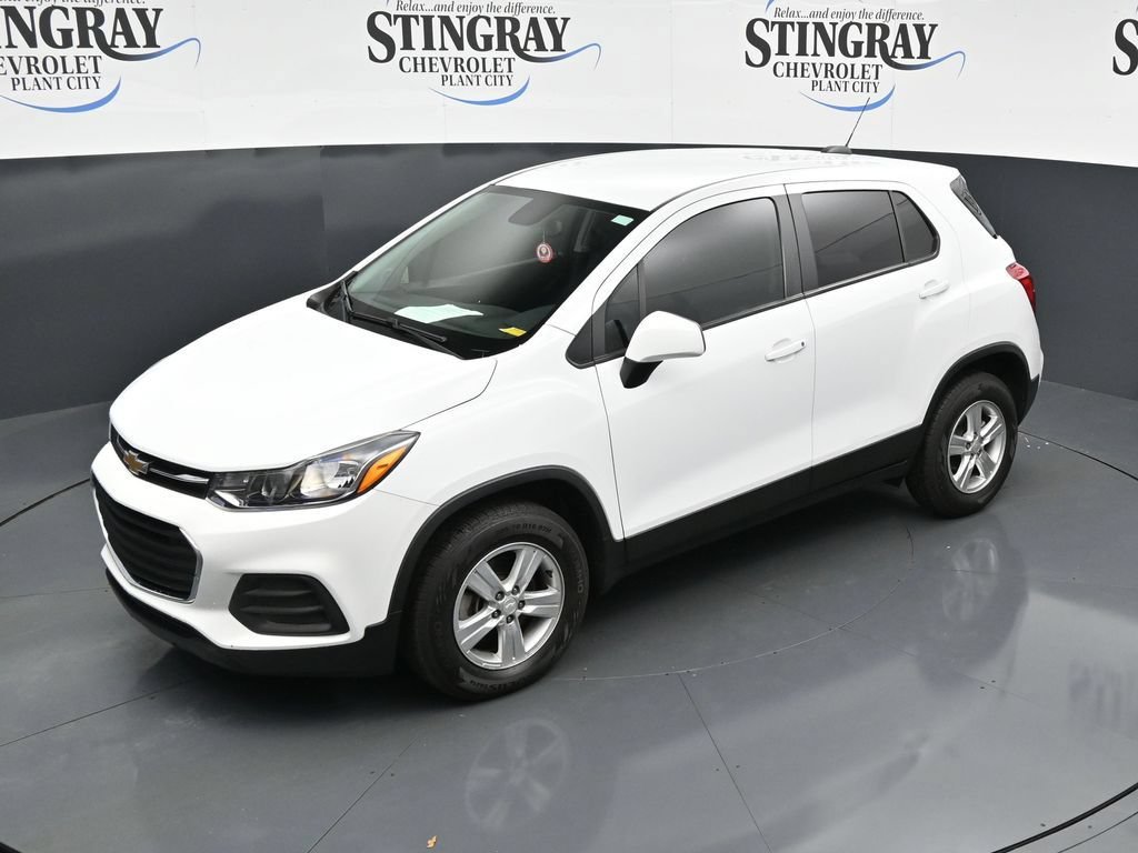 Used 2022 Chevrolet Trax LS w/ Tint and Cruise Package AWD/4WD image 20
