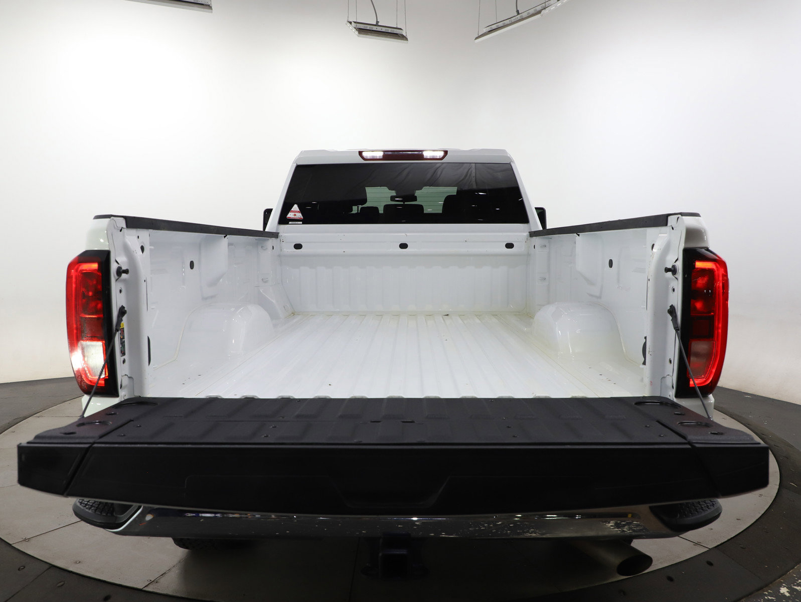 Used 2024 GMC Sierra 3500 SLE image 14