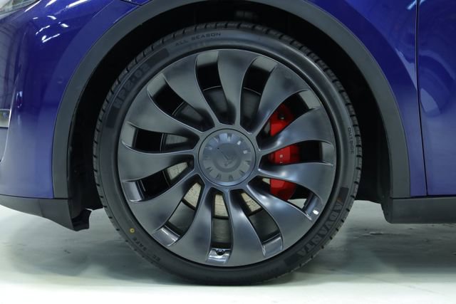 Used 2022 Tesla Model Y Performance image 8