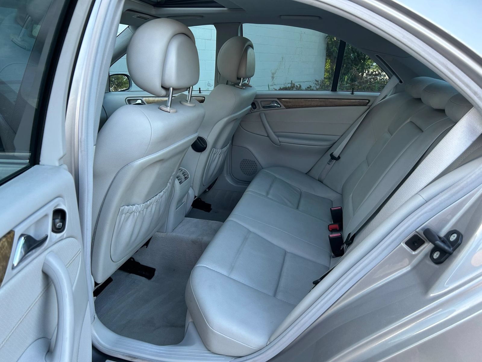 Used 2007 Mercedes-Benz C 230 Sedan image 26