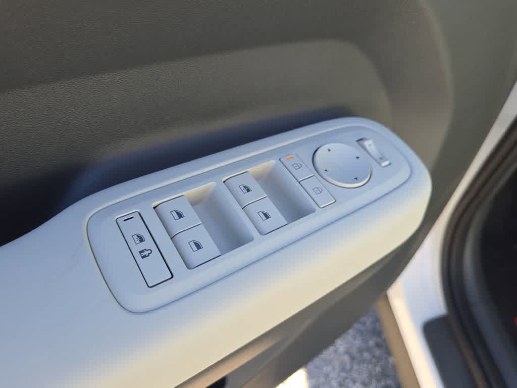 New 2026 Hyundai Santa Fe SE FWD image 17