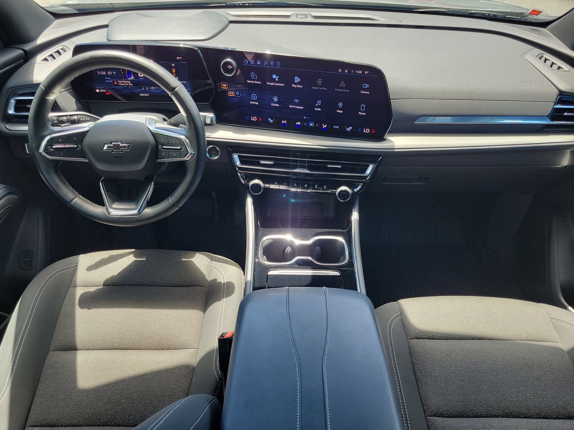 Used 2024 Chevrolet Traverse LS w/ Midnight/Sport Edition FWD image 4